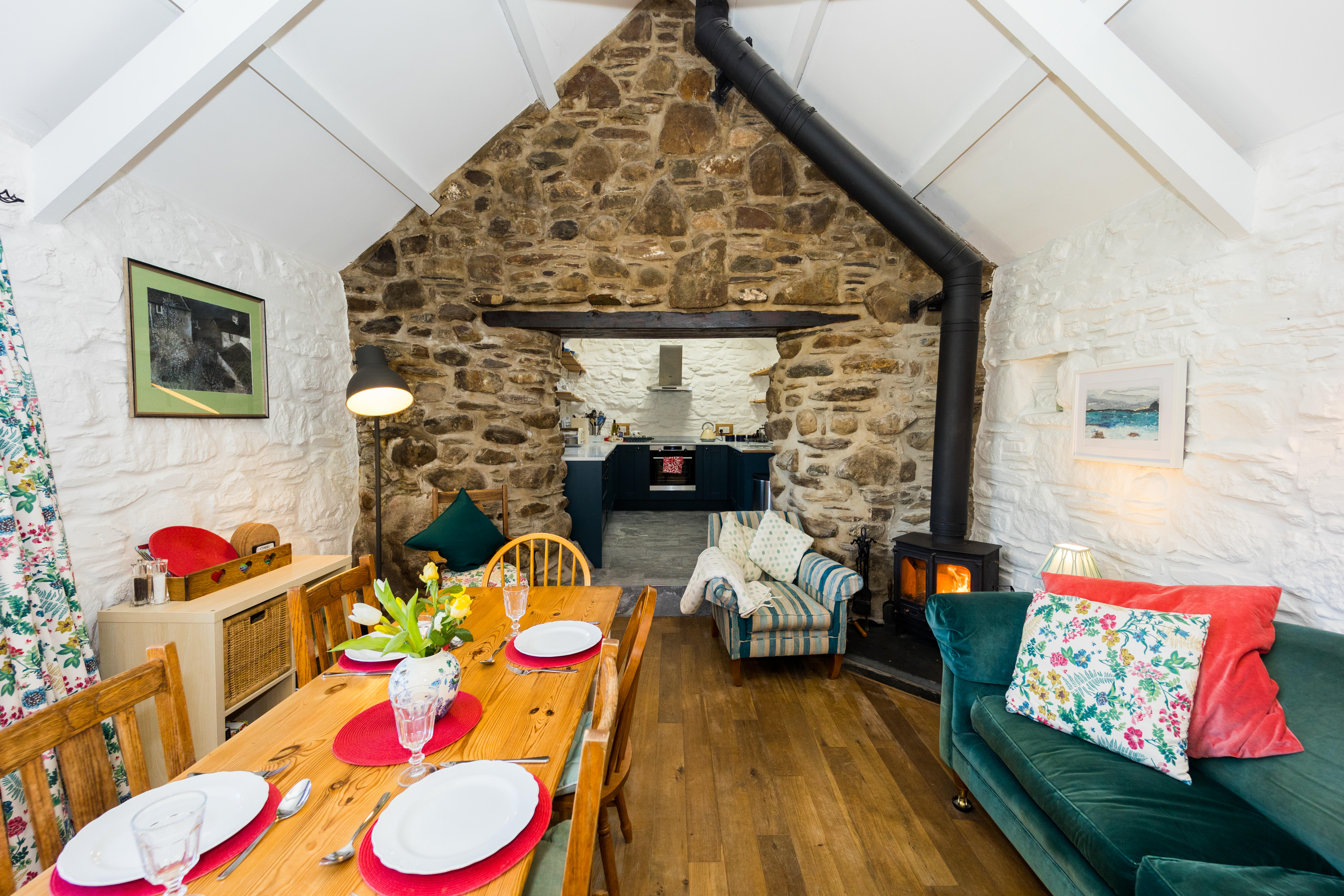 Beach Holiday Cottages Pembrokeshire | Coastal Cottages